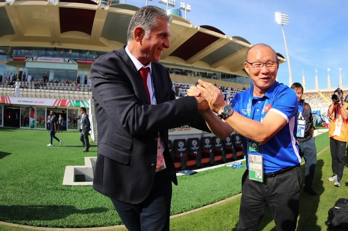HLV Park Hang Seo nói gì sau trận thua 0-2 của ĐT Việt Nam trước ĐT Iran? - Ảnh 2. HLV Park Hang Seo nói gì sau trận thua 0-2 của ĐT Việt Nam trước ĐT Iran? - Ảnh 2.