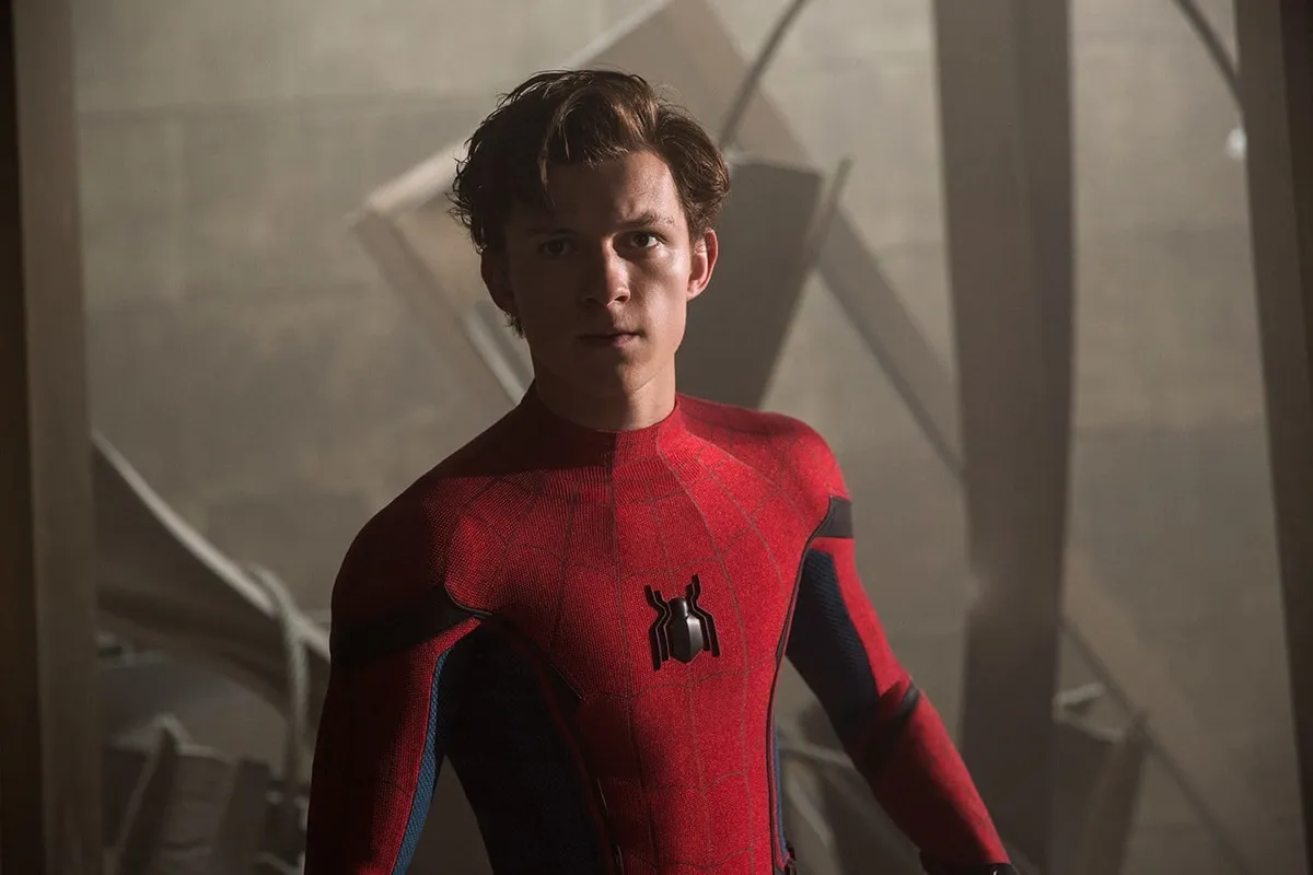 “Spider-Man: Far From Home”: Lộ diện anh hùng mới - Ảnh 1.