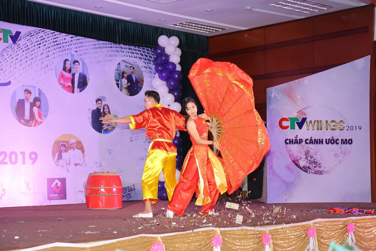 Sinh viên Cao đẳng Truyền hình tỏa sáng trong đêm Chung kết CTV Wings 2019 - Ảnh 10. Sinh viên Cao đẳng Truyền hình tỏa sáng trong đêm Chung kết CTV Wings 2019 - Ảnh 10.