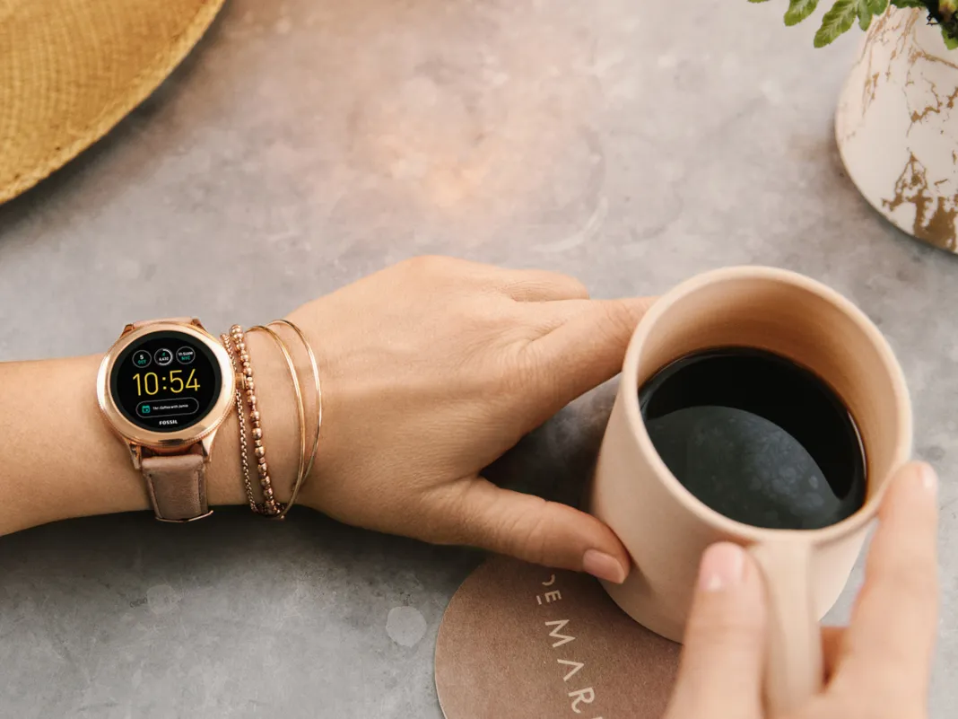 Smartwatch của Google chuẩn bị ra mắt? - Ảnh 2.