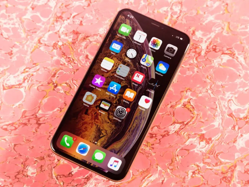 Không phải iPhone XS, đây là chiếc smartphone hoàn hảo nhất năm 2018 - Ảnh 2.