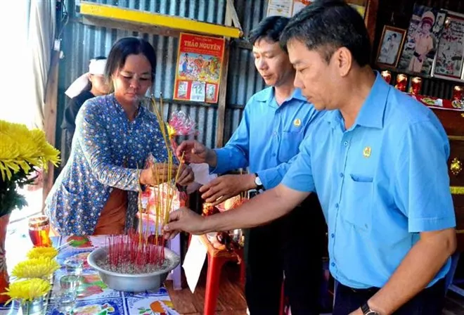 Điều tra làm rõ trách nhiệm vụ TNLĐ làm 3 công nhân tử vong ở Châu Đốc - Ảnh 1.