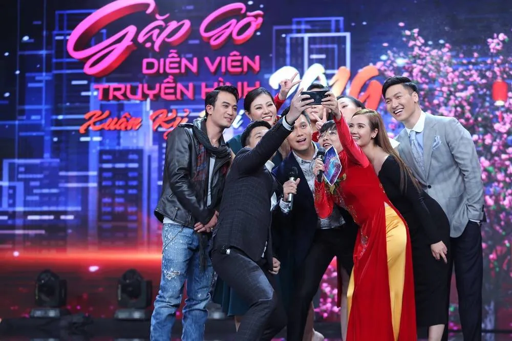 Dàn sao màn ảnh VTV “đổ bộ” chương trình “Gặp gỡ diễn viên truyền hình 2019” - Ảnh 11.