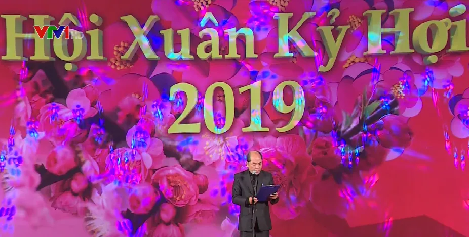 Hội Xuân Kỷ Hợi 2019 tôn vinh gốm và hoa - Ảnh 1.