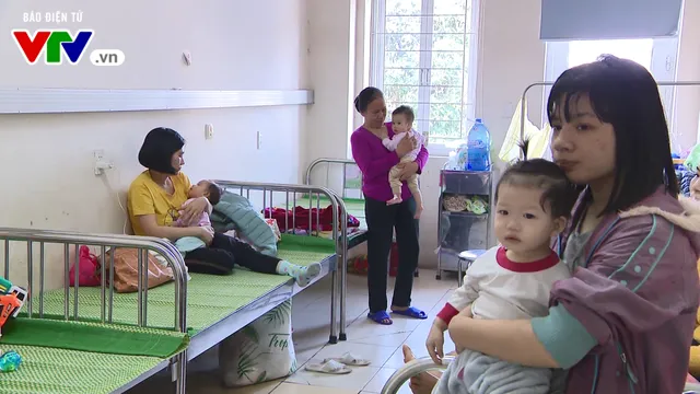 Hải Phòng: Hàng chục trẻ nhập viện sau tiêm vaccine ComBE Five - Ảnh 1. Hải Phòng: Hàng chục trẻ nhập viện sau tiêm vaccine ComBE Five - Ảnh 1.