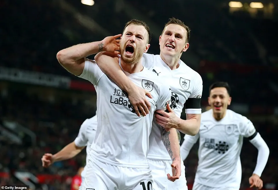 Kết quả bóng đá Ngoại hạng Anh sáng 30/01: Man City thất bại, Man Utd hoà kịch tính, Arsenal giành 3 điểm - Ảnh 3.