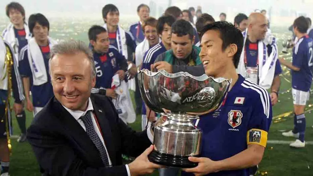 HLV UAE đặt mục tiêu cao nhất tại Asian Cup 2019 - Ảnh 1. HLV UAE đặt mục tiêu cao nhất tại Asian Cup 2019 - Ảnh 1.