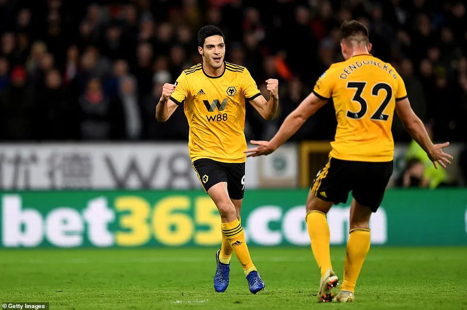Liverpool bị Wolverhampton loại khỏi FA Cup - Ảnh 3. Liverpool bị Wolverhampton loại khỏi FA Cup - Ảnh 3.