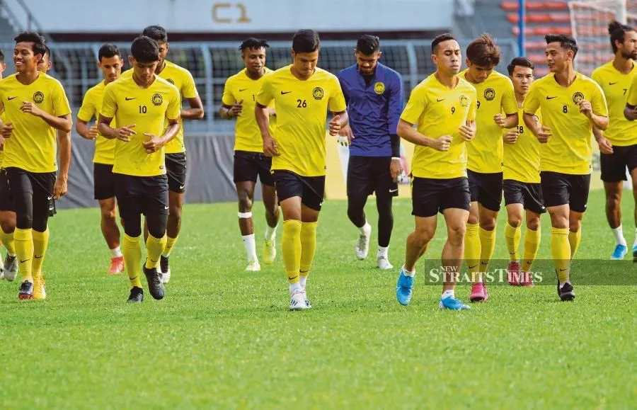 ĐT Malaysia loay hoay tìm “quân xanh” trước đại chiến ĐT Việt Nam trong “bão” COVID-19 - Ảnh 1. ĐT Malaysia loay hoay tìm “quân xanh” trước đại chiến ĐT Việt Nam trong “bão” COVID-19 - Ảnh 1.