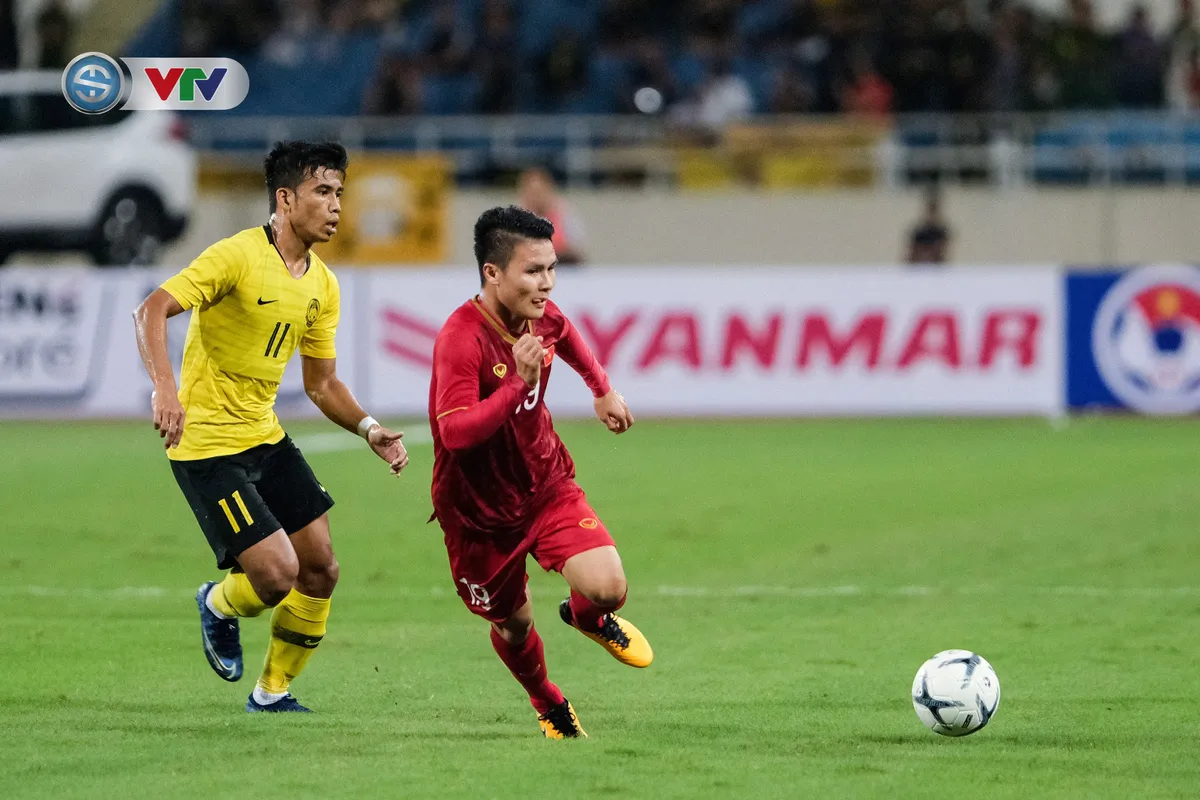 ẢNH: Khoảnh khắc thiên tài của Quang Hải giúp ĐT Việt Nam thắng ĐT Malaysia - Ảnh 6. ẢNH: Khoảnh khắc thiên tài của Quang Hải giúp ĐT Việt Nam thắng ĐT Malaysia - Ảnh 6.