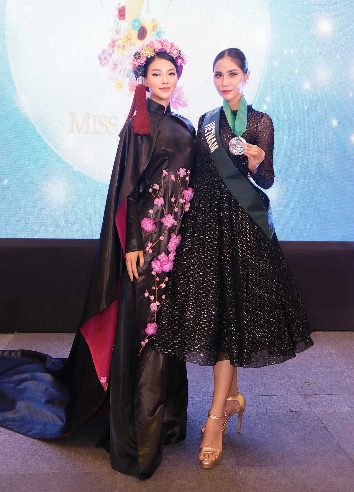 Phương Khánh diện áo dài lộng lẫy chấm thi Miss Earth 2019 - Ảnh 17.