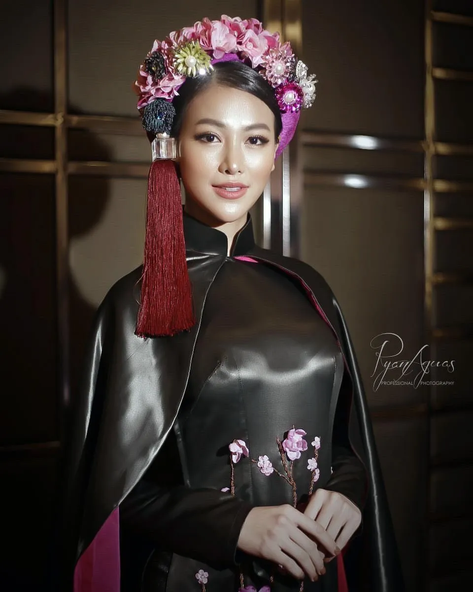 Phương Khánh diện áo dài lộng lẫy chấm thi Miss Earth 2019 - Ảnh 1.