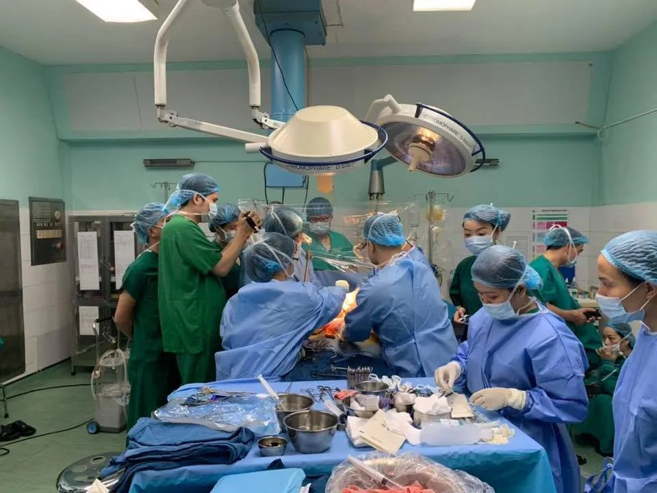 Thêm một ca ghép gan cho bệnh nhi nhỏ tuổi thành công - Ảnh 1. Thêm một ca ghép gan cho bệnh nhi nhỏ tuổi thành công - Ảnh 1.