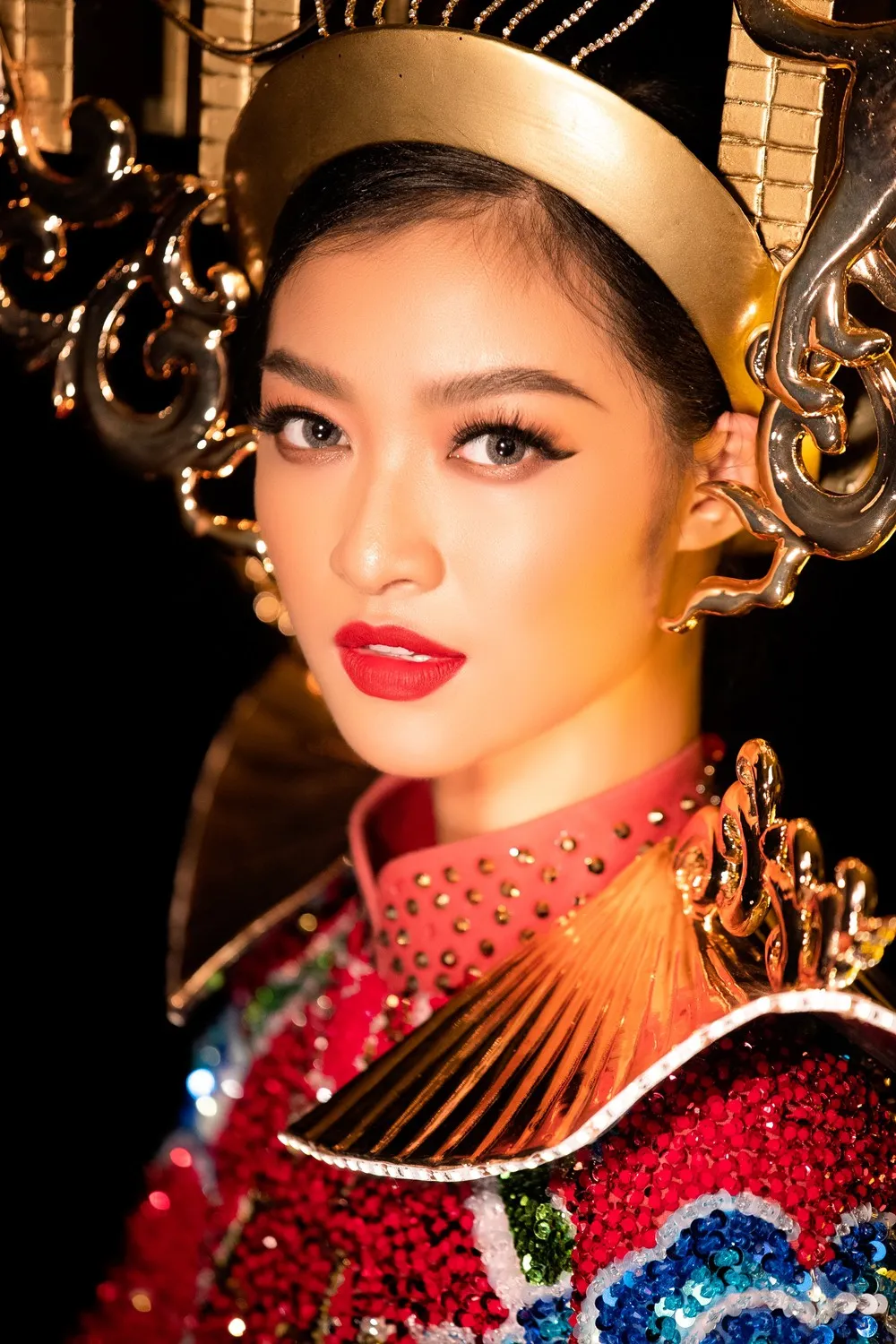 Lộ diện quốc phục của Á hậu Kiều Loan tại Miss Grand International 2019 - Ảnh 6.