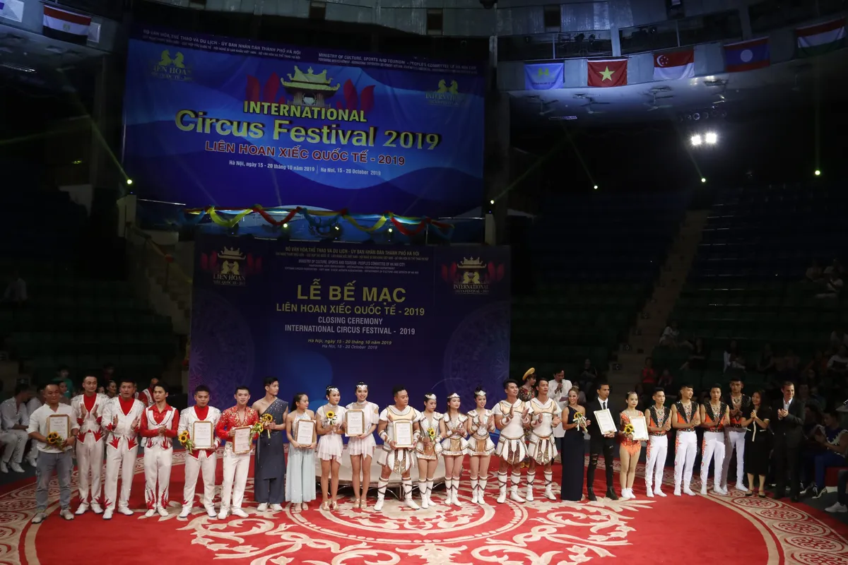 Liên hoan xiếc quốc tế 2019: Lộ diện nhiều nghệ sĩ trẻ tiềm năng trong biểu diễn nghệ thuật xiếc - Ảnh 9.