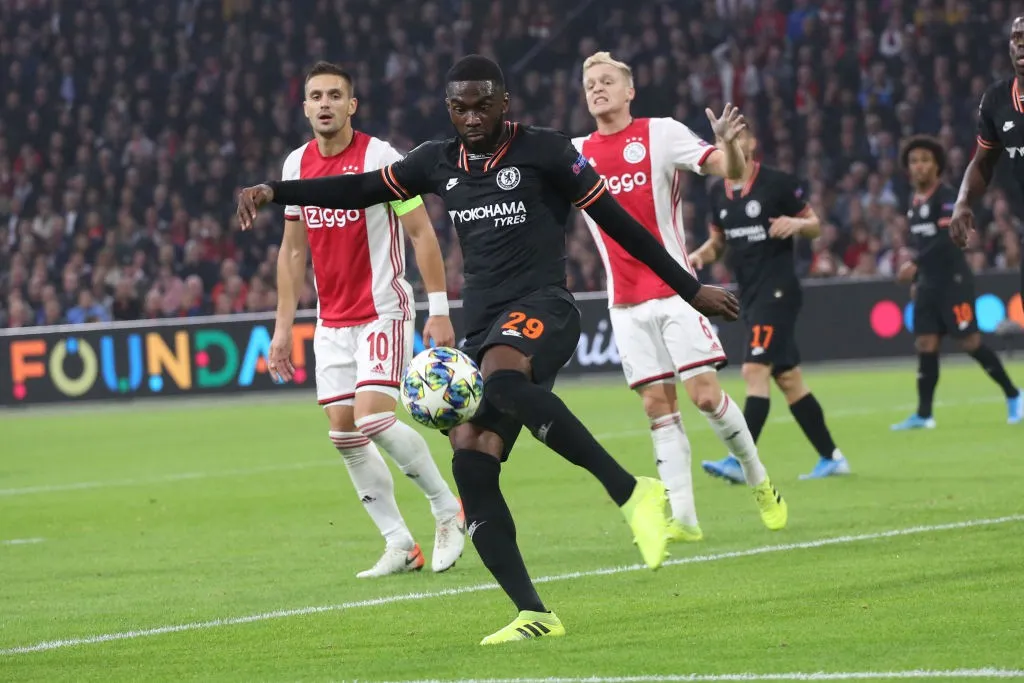 Đội hình tiêu biểu Champions League: Mbappe tỏa sáng, sao Ngoại hạng ngập tràn - Ảnh 1. Đội hình tiêu biểu Champions League: Mbappe tỏa sáng, sao Ngoại hạng ngập tràn - Ảnh 1.