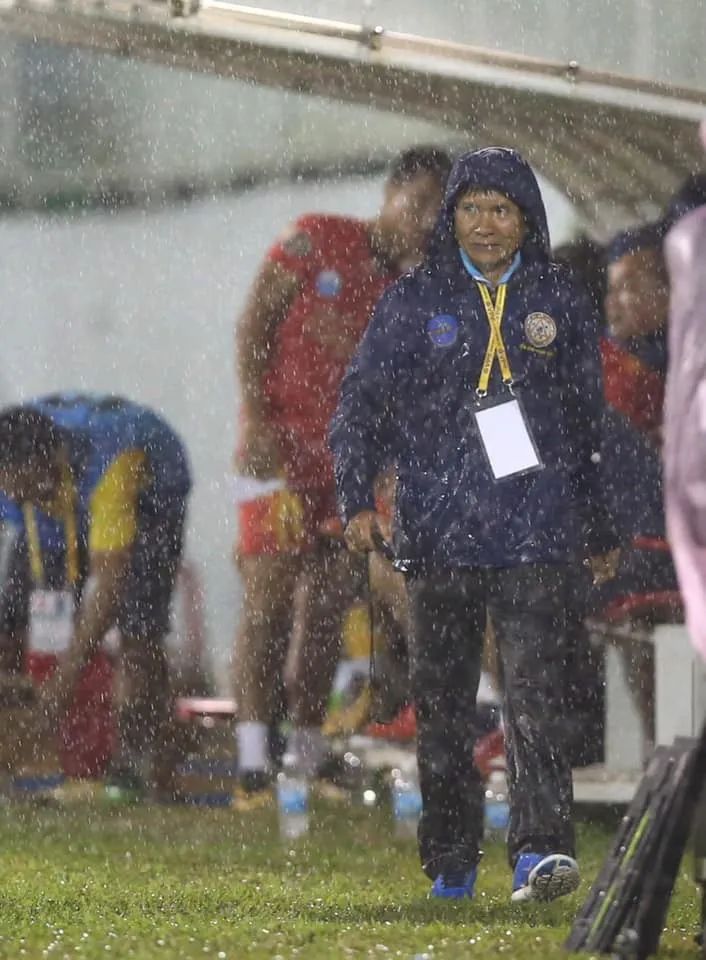 Bình luận thể thao ngày 25/10: Sanna Khánh Hoà BVN xuống hạng và những chuyện khi V.League 2019 kết thúc - Ảnh 3. Bình luận thể thao ngày 25/10: Sanna Khánh Hoà BVN xuống hạng và những chuyện khi V.League 2019 kết thúc - Ảnh 3.