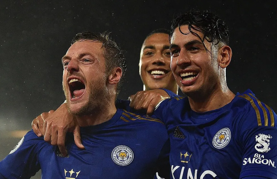Southampton 0-9 Leicester City: Kỷ lục không tưởng - Ảnh 3.