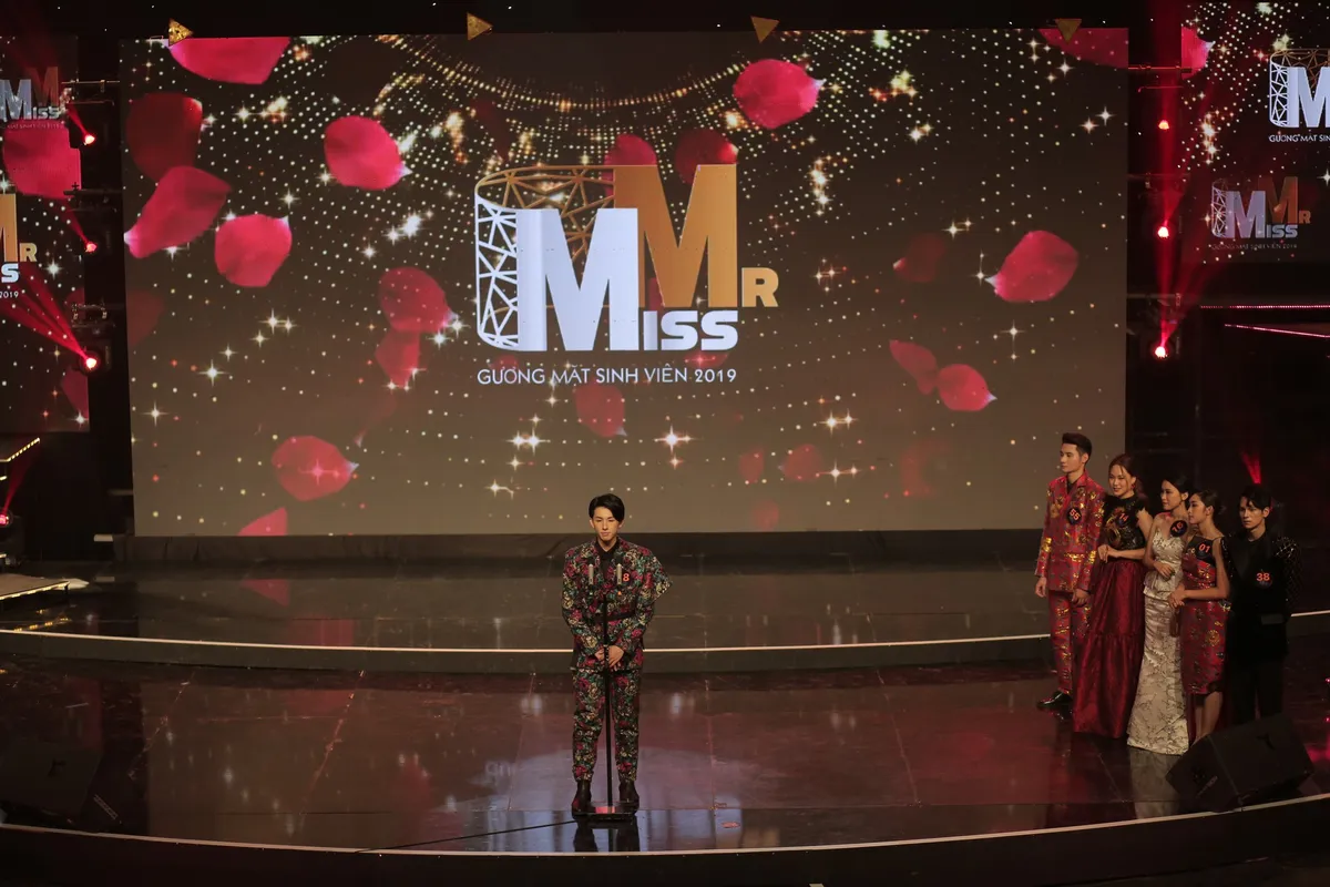 Top 12 Mr&Miss - Gương mặt sinh viên 2019 lộng lẫy với trang phục dạ hội - Ảnh 6.