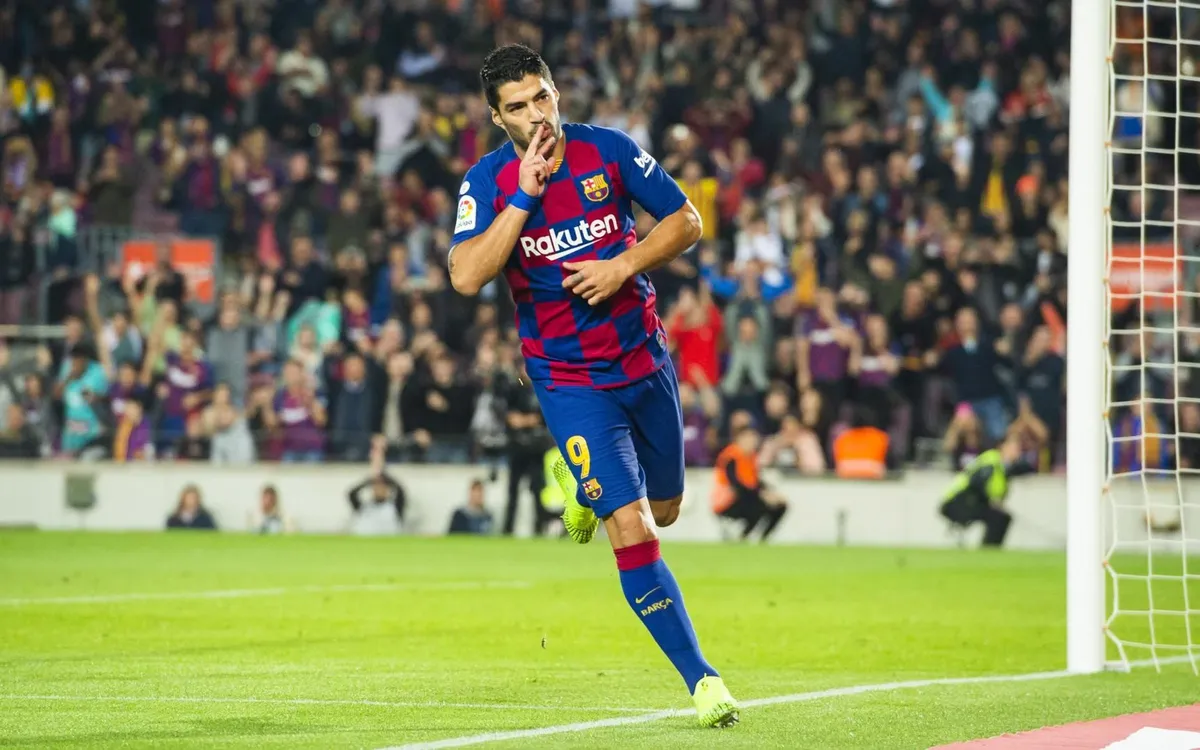 Barcelona 5-1 Real Valladolid: Đại tiệc bàn thắng, đẳng cấp Messi - Ảnh 3. Barcelona 5-1 Real Valladolid: Đại tiệc bàn thắng, đẳng cấp Messi - Ảnh 3.
