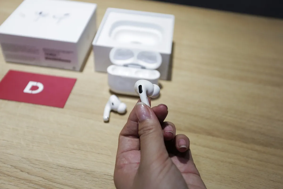 Trên tay AirPods Pro và so sánh với AirPods thế hệ cũ - Ảnh 7.