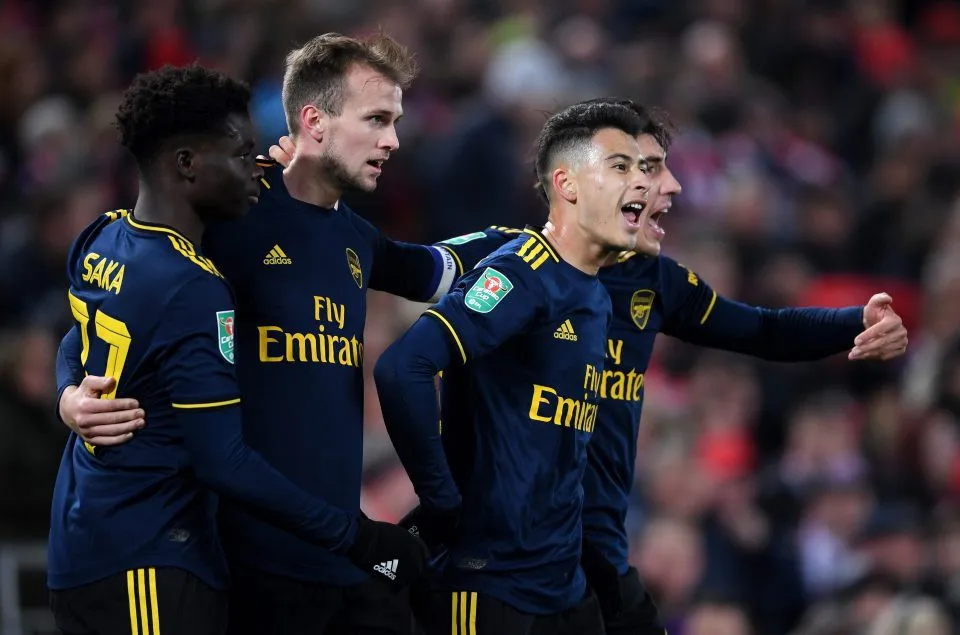 Kh&ocirc;ng phải Ozil, đ&acirc;y mới l&agrave; c&aacute;i t&ecirc;n khiến fan Arsenal bực bội v&igrave; HLV Unai Emery - Ảnh 1.