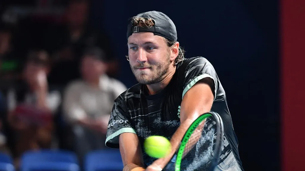 Giải quần vợt Nhật Bản 2019: Novak Djokovic dễ dàng vào bán kết - Ảnh 1. Giải quần vợt Nhật Bản 2019: Novak Djokovic dễ dàng vào bán kết - Ảnh 1.