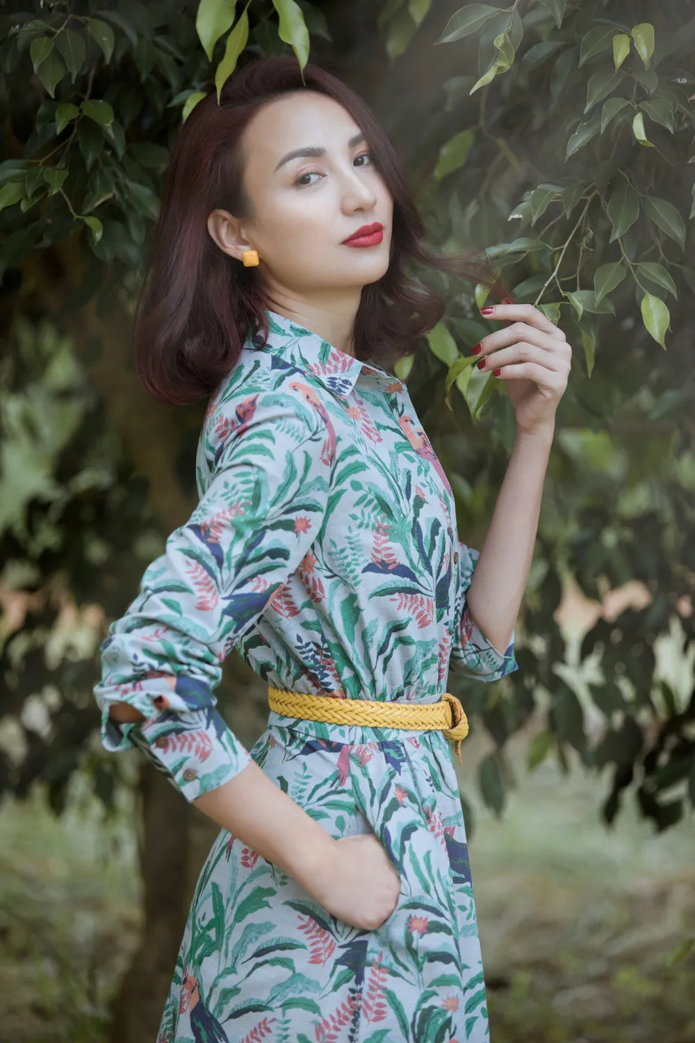 Hoa hậu Ngọc Diễm thanh lịch với phong cách thời trang hoài cổ - Ảnh 2. Hoa hậu Ngọc Diễm thanh lịch với phong cách thời trang hoài cổ - Ảnh 2.