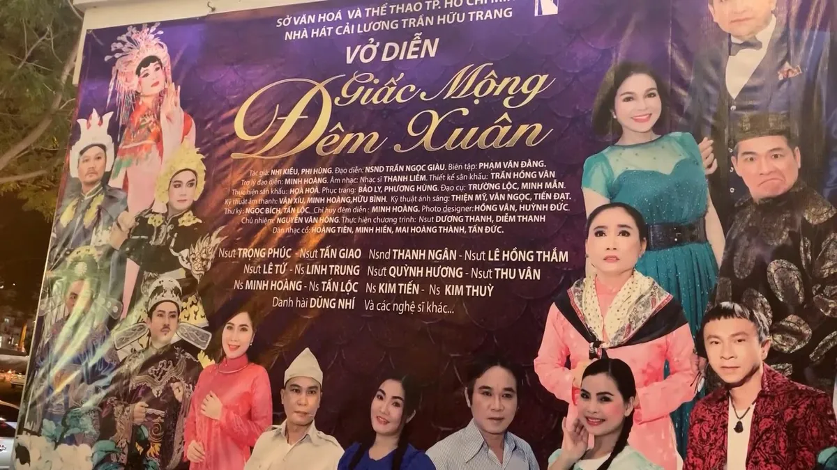 Biểu diễn cải lương miễn phí: Nên hay không? - Ảnh 1. Biểu diễn cải lương miễn phí: Nên hay không? - Ảnh 1.