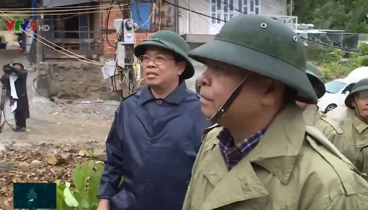 Bộ NN&PTNT kiểm tra công tác phòng chống bão tại Khánh Hòa - Ảnh 1. Bộ NN&PTNT kiểm tra công tác phòng chống bão tại Khánh Hòa - Ảnh 1.
