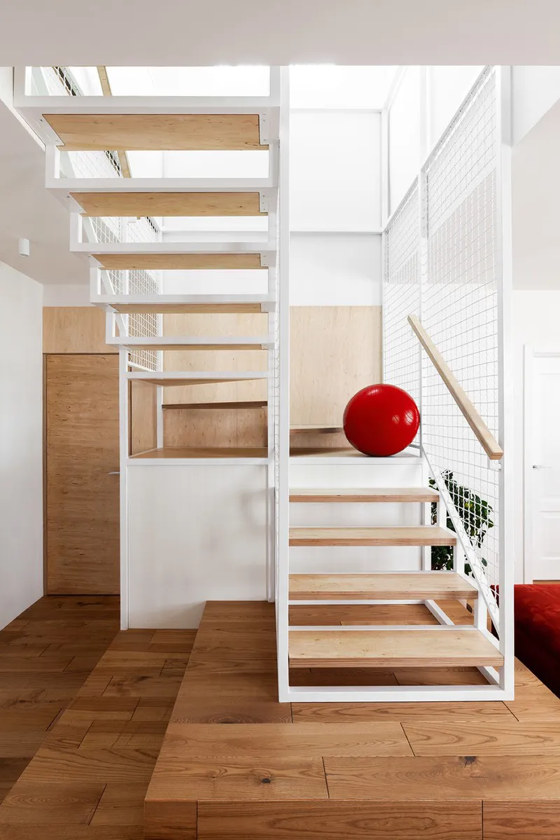 Ngôi nhà 190m2 thoải mái cho trẻ chơi đùa nhờ sử dụng nội thất mô-đun - Ảnh 5.