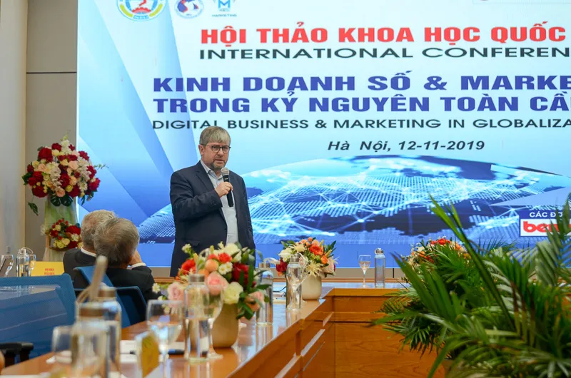 Hội thảo khoa học quốc tế: Kinh doanh số và marketing trong kỷ nguyên toàn cầu hóa - Ảnh 1.