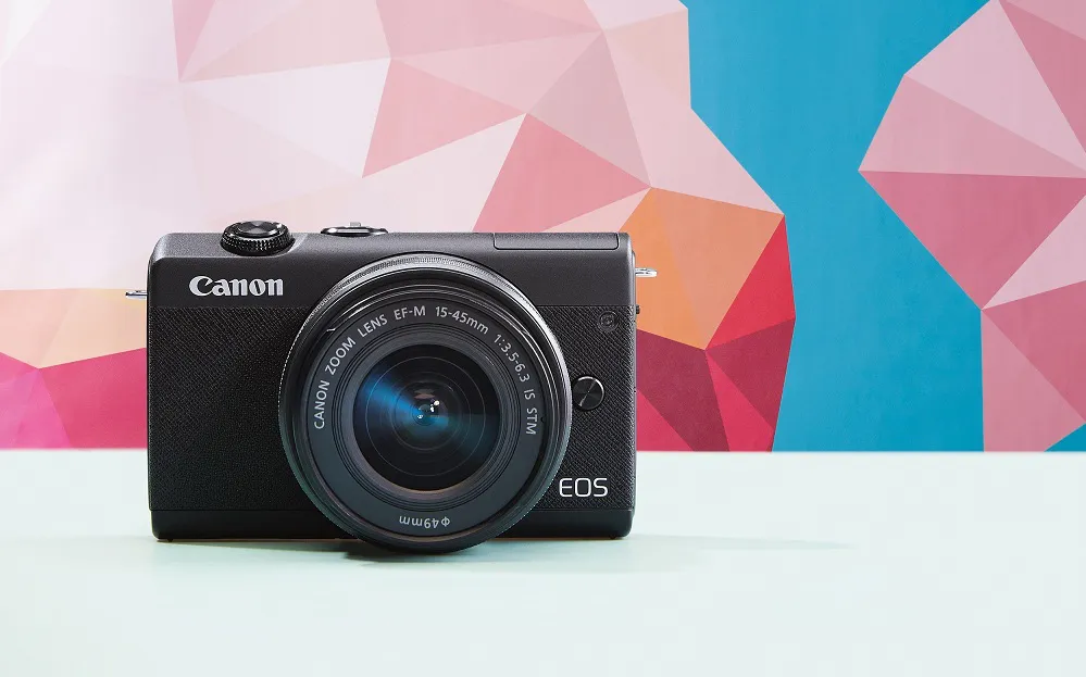 Canon ra mắt máy ảnh quốc dân EOS M200, giá từ 15,9 triệu đồng - Ảnh 1.