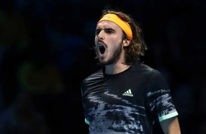 Vượt qua Dominic Thiem, Stefanos Tsitsipas lên ngôi tại ATP Finals 2019 - Ảnh 2. Vượt qua Dominic Thiem, Stefanos Tsitsipas lên ngôi tại ATP Finals 2019 - Ảnh 2.