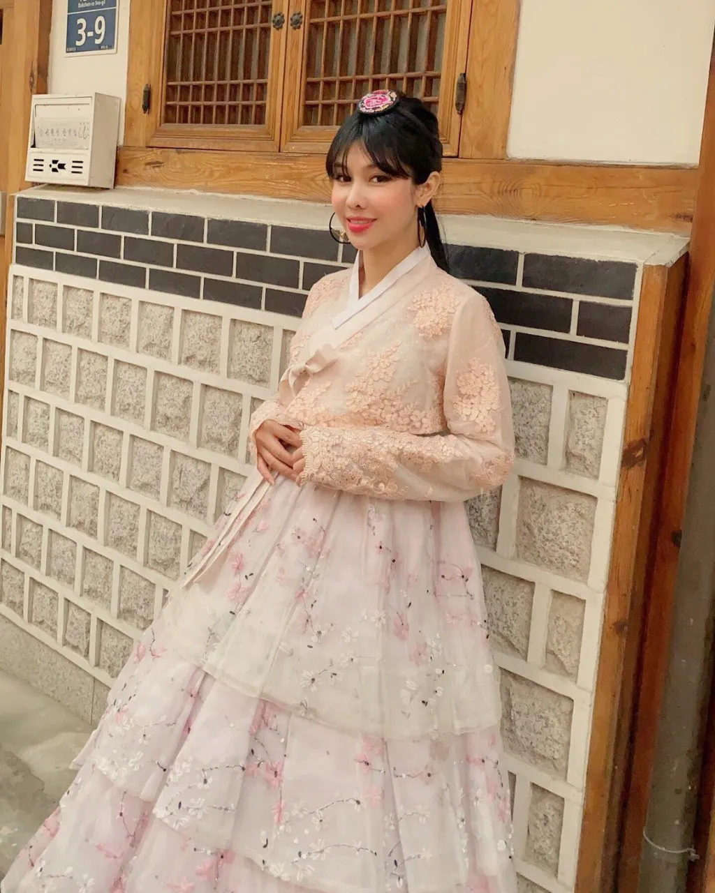 Chang Kum - Gi&aacute;m khảo duy nhất người Việt tại đấu trường l&agrave;m đẹp ch&acirc;u &Aacute; - Ảnh 1.