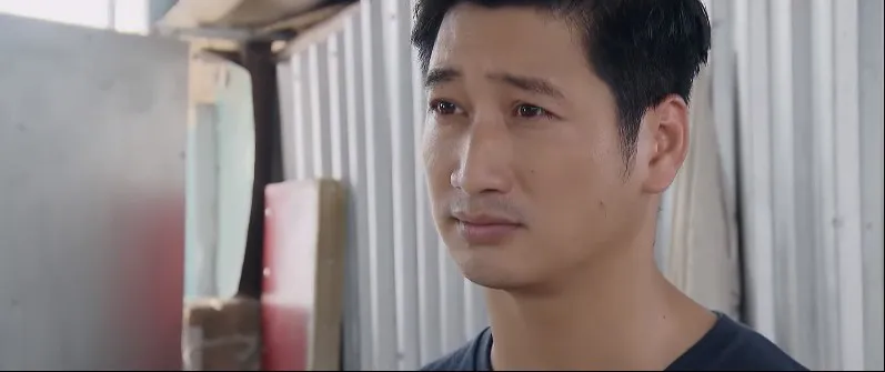 Hoa hồng tr&ecirc;n ngực tr&aacute;i - Tập 31: Hối hận muộn m&agrave;ng, Th&aacute;i muốn t&aacute;i hợp với Khu&ecirc; nhưng cơ hội c&ograve;n đ&acirc;u? - Ảnh 1.