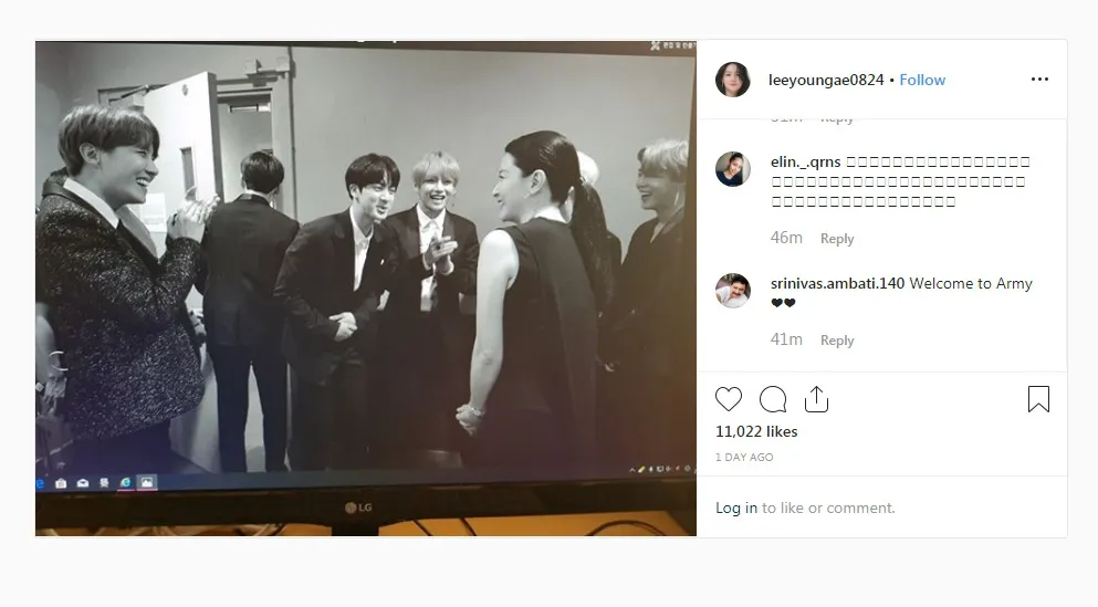 Lee Young Ae hí hửng khoe ảnh chụp cùng BTS - Ảnh 1.