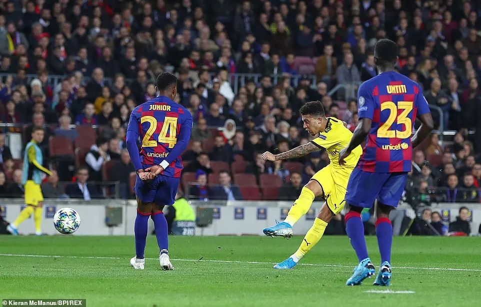 Barcelona 3-1 Dortmund: Tam tấu tỏa s&aacute;ng, Barca ch&iacute;nh thức gi&agrave;nh ng&ocirc;i đầu - Ảnh 2.
