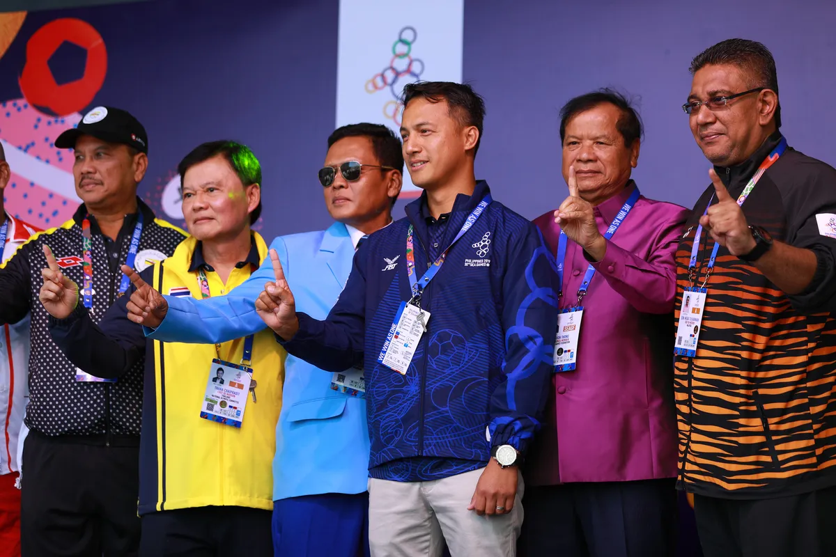 Quốc kỳ Việt Nam tung bay tại SEA Games 30 - Philippines 2019 - Ảnh 9. Quốc kỳ Việt Nam tung bay tại SEA Games 30 - Philippines 2019 - Ảnh 9.