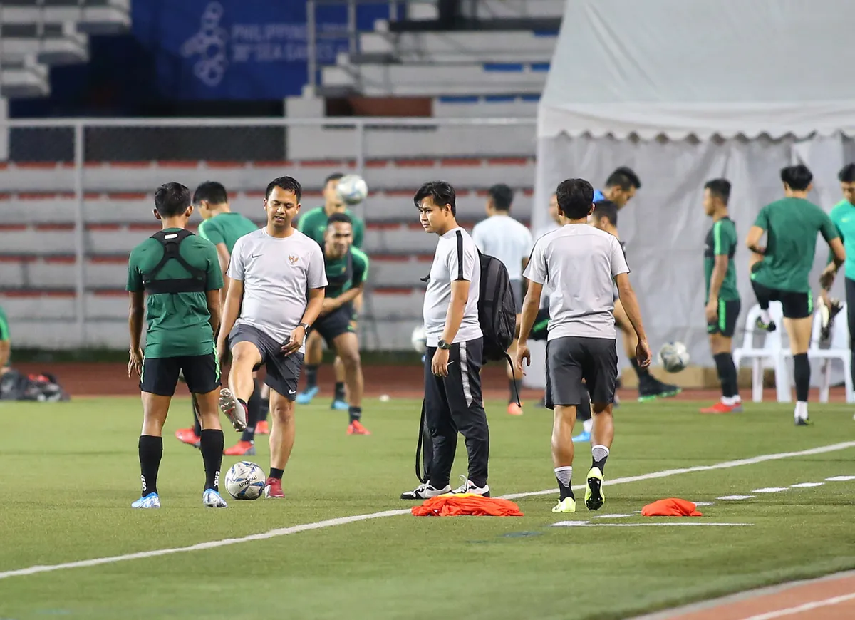 SEA Games 30: U22 Indonesia rèn quân, cấm tiệt phóng viên Việt Nam - Ảnh 2.