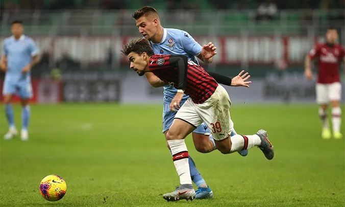 AC Milan 1-2 Lazio: Thắng lợi lịch sử! - Ảnh 2. AC Milan 1-2 Lazio: Thắng lợi lịch sử! - Ảnh 2.