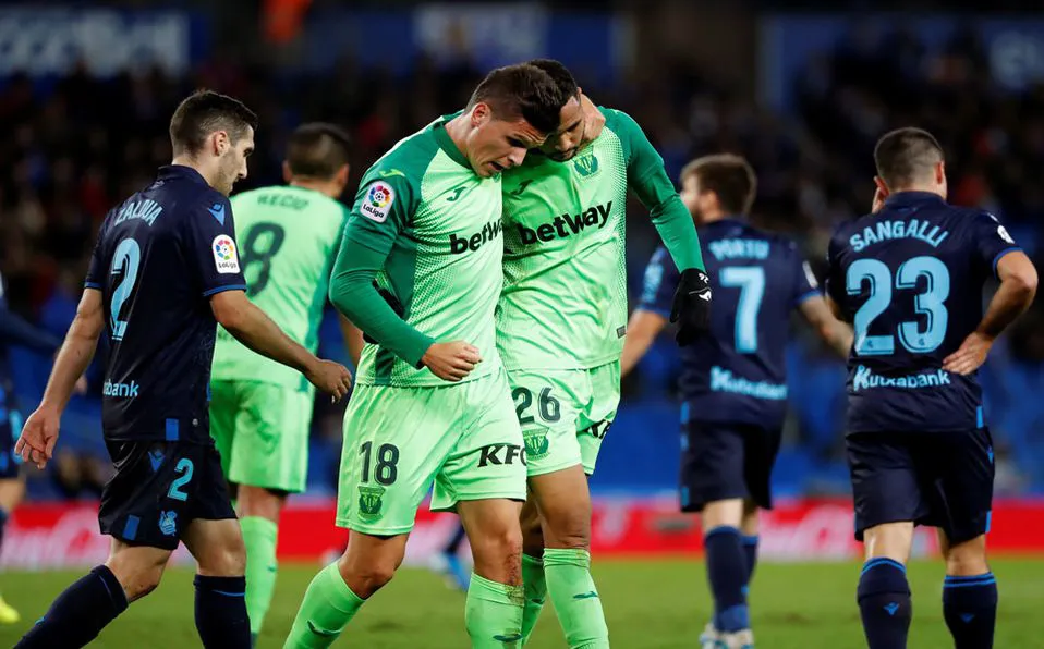 Kết quả b&oacute;ng đ&aacute; s&aacute;ng 9/11: Norwich City 0-2 Watford, Real Sociedad 1-1 Leganes, Sassuolo 3-1 Bologna - Ảnh 4.