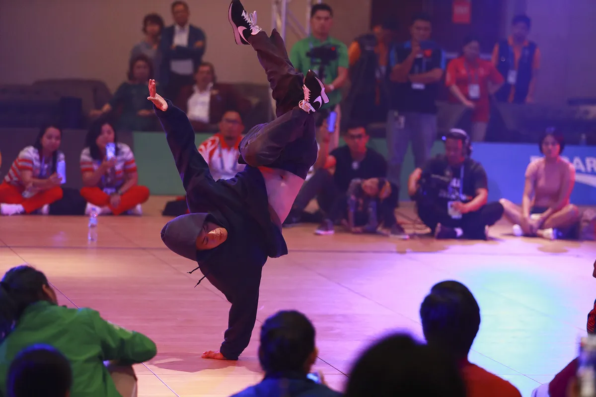 SEA Games 30: B&ugrave;ng nổ năng lượng với l&agrave;n gi&oacute; mới Breakdance - Ảnh 4.