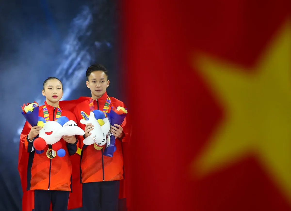 Khoảnh khắc ấn tượng trong ngày thi đấu 9/12 tại SEA Games 30 - Ảnh 2. Khoảnh khắc ấn tượng trong ngày thi đấu 9/12 tại SEA Games 30 - Ảnh 2.
