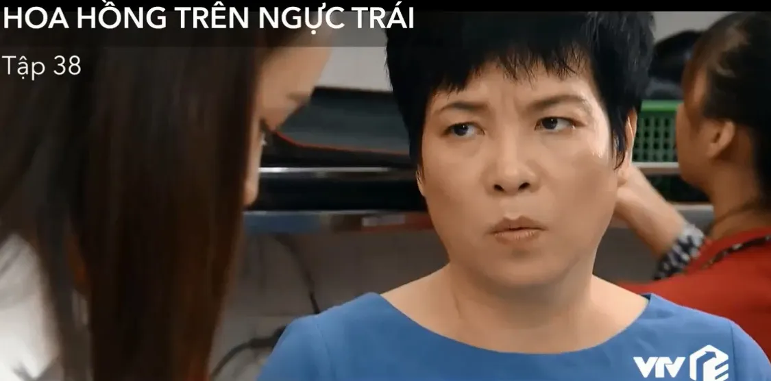Hoa hồng trên ngực trái - Tập 38: Thấy Bảo là rể mới tiềm năng, mẹ Khuê ngay lập tức vun vén cho con gái - Ảnh 2.