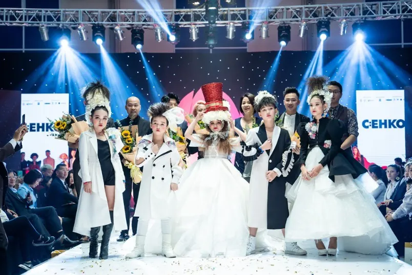VIBFW 2019 khai mạc thành công với những màn trình diễn bùng nổ - Ảnh 2.