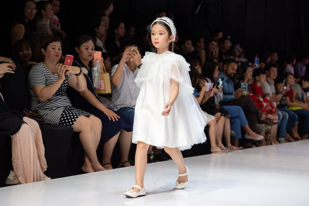 Chương trình thời trang trẻ em Junior Fashion Runway 5: Sôi động và hấp dẫn - Ảnh 4.