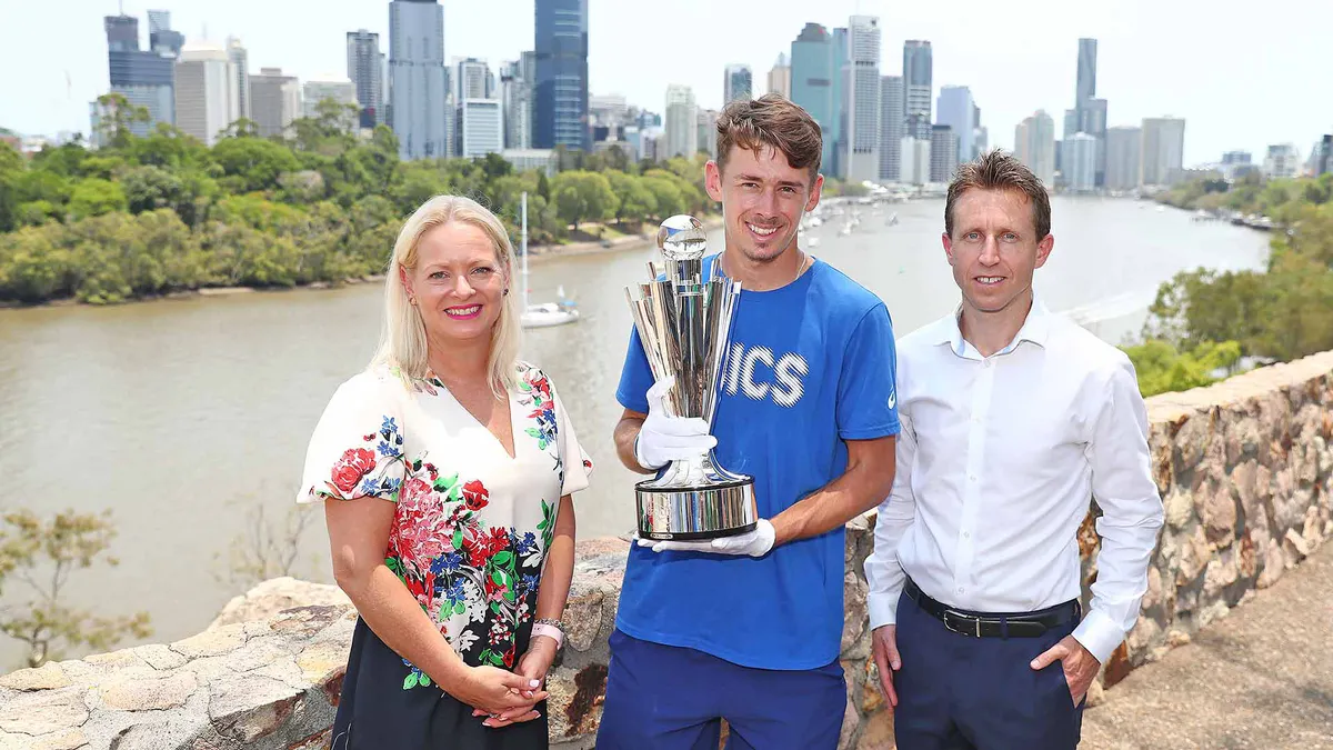 Ra mắt chiếc cúp vô địch Giải đấu đồng đội ATP Cup 2020 - Ảnh 1. Ra mắt chiếc cúp vô địch Giải đấu đồng đội ATP Cup 2020 - Ảnh 1.