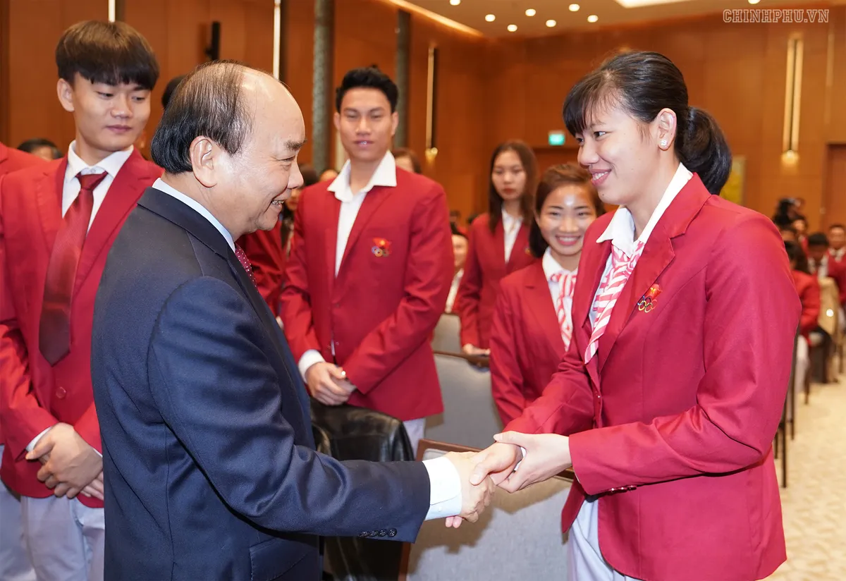 Thủ tướng gặp mặt, vinh danh VĐV, HLV đạt thành tích cao tại SEA Games 30 - Ảnh 2.