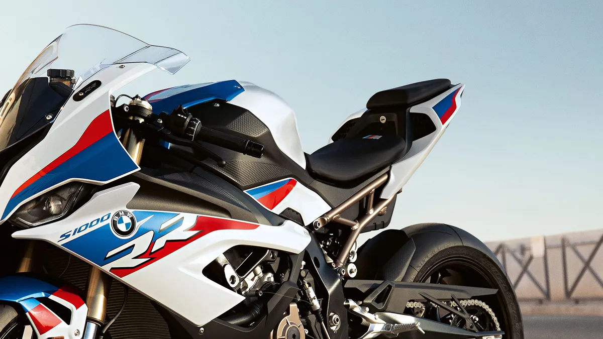 Chi tiết m&ocirc; t&ocirc; BMW S 1000 RR ho&agrave;n to&agrave;n mới vừa ra mắt - Ảnh 4.